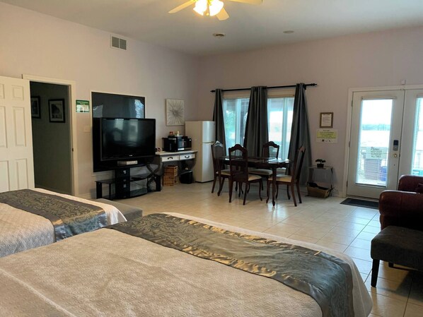Room, 2 Bedrooms, Private Pool, Garden View | Room amenity - Room-guest Suite With Private Heated ind (Rideau Lakes)
