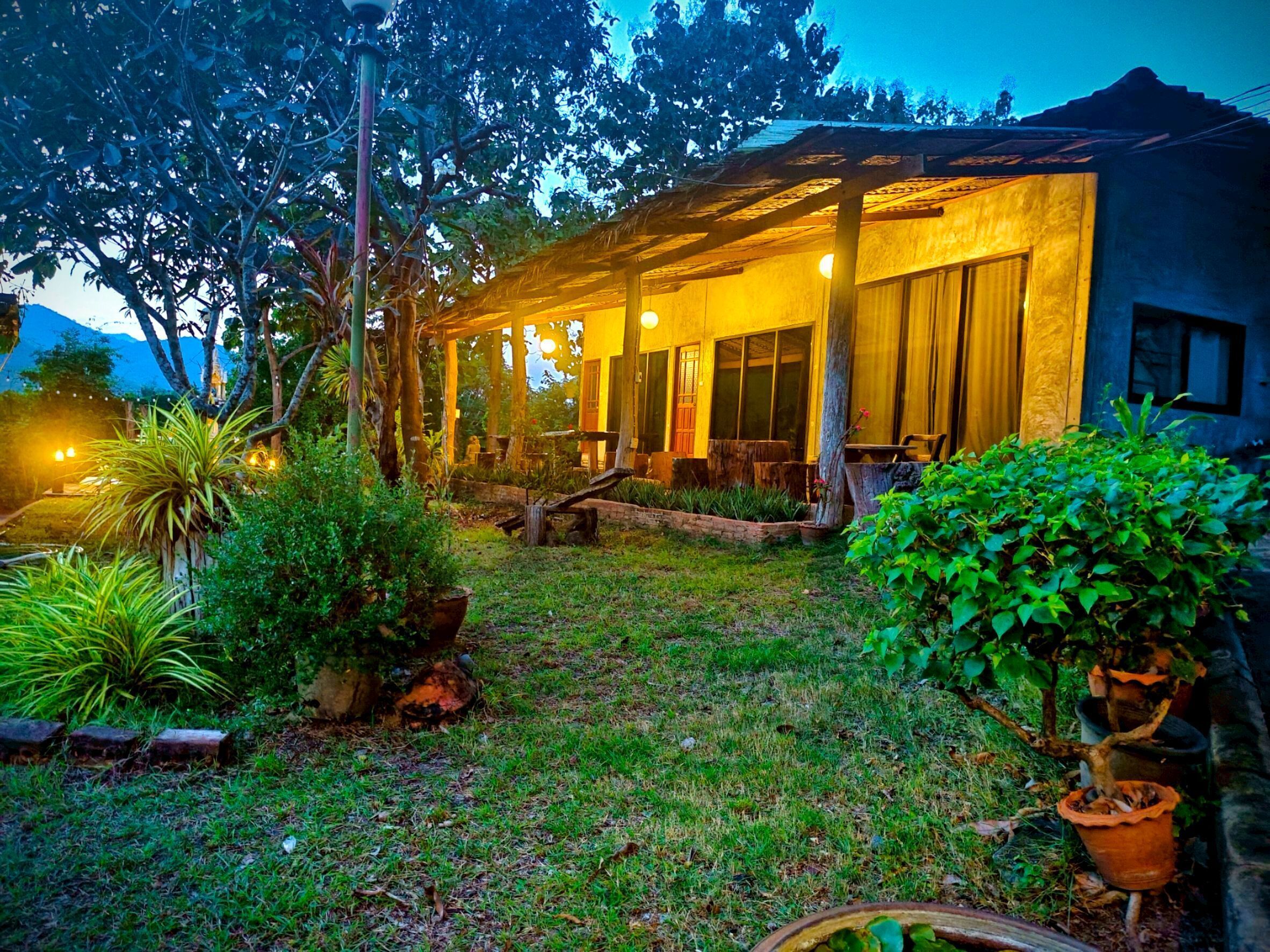 Double Room, Garden View | Property grounds