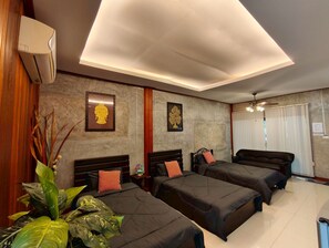 Triple Room, Garden View | Desk, laptop workspace, free WiFi - Phakphing Erawan Homestay (Tha Kradan)