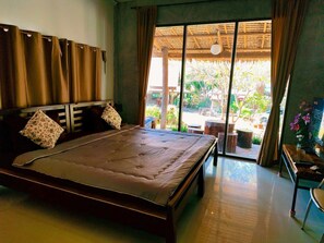 Doppelzimmer, Gartenblick | Schreibtisch, laptopgeeigneter Arbeitsplatz, kostenloses WLAN