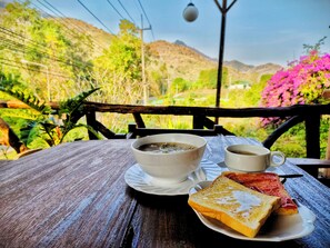 Lunch, dinner served; Thai cuisine, garden views  - Phakphing Erawan Homestay (Tha Kradan)