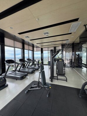 Shared Dormitory, 1 Bedroom | Fitness studio - Room-sea View Room - Infinity Pool (Pattaya)