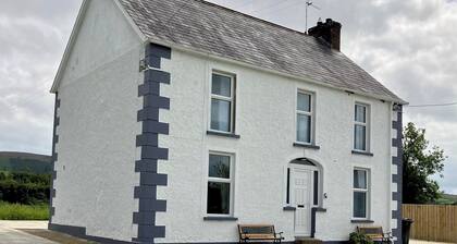 Self Catering Spacious Private Country House
