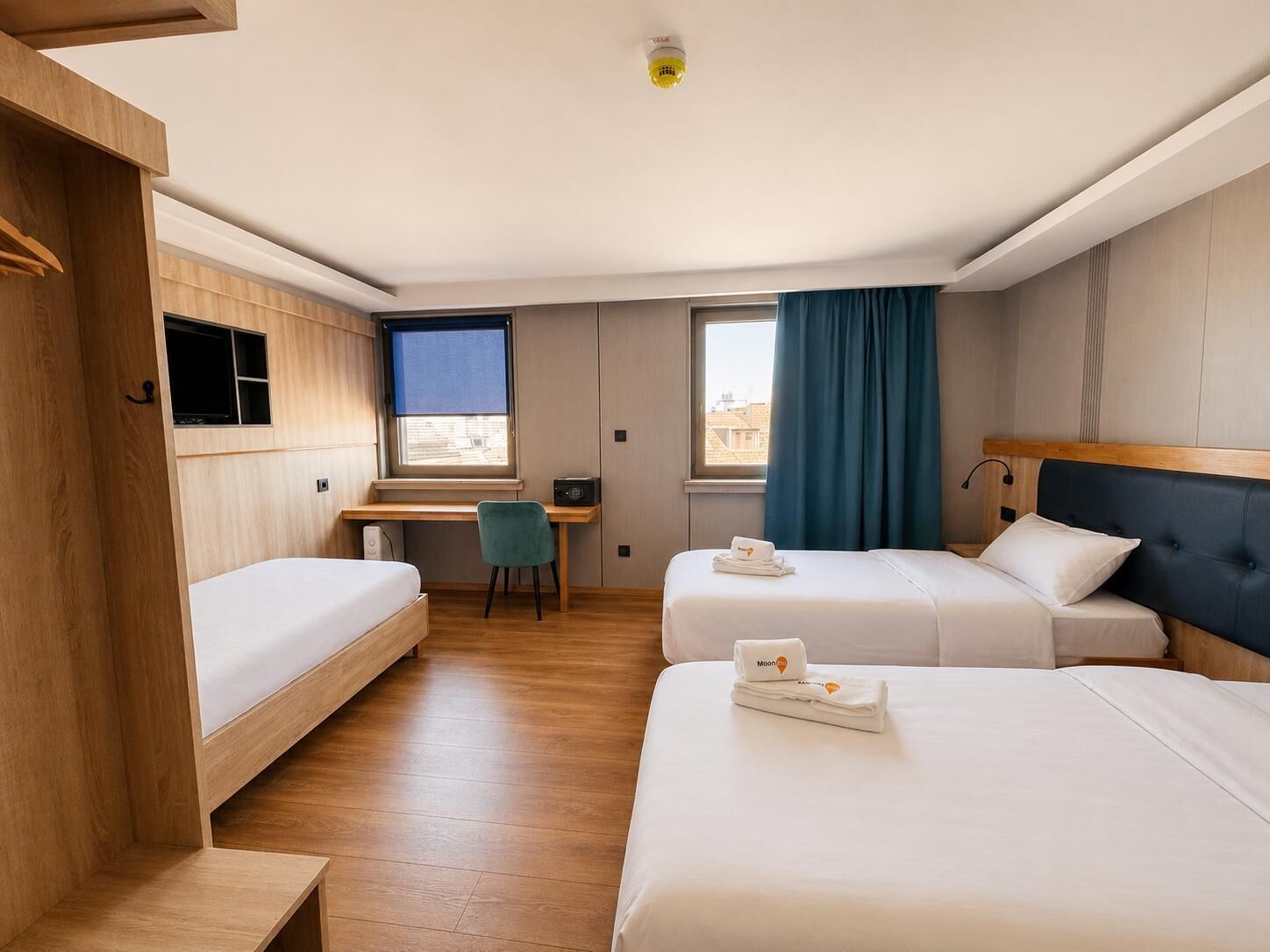 Comfort Triple Room