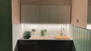 Fridge, microwave, stovetop, toaster