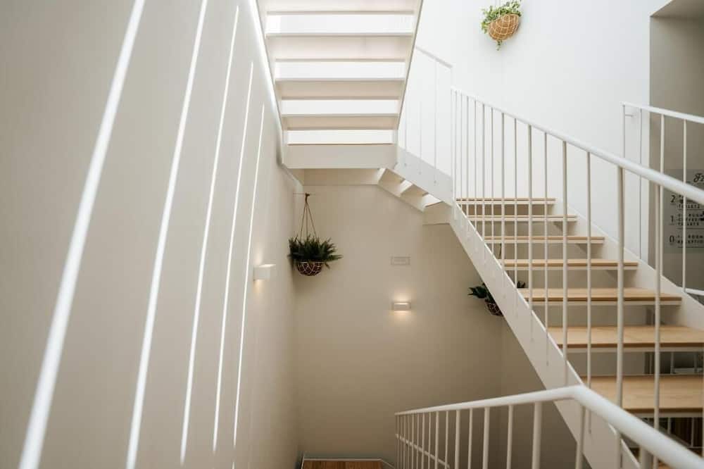 EMBLEMATICO F24 ONLY ADULTS B&B