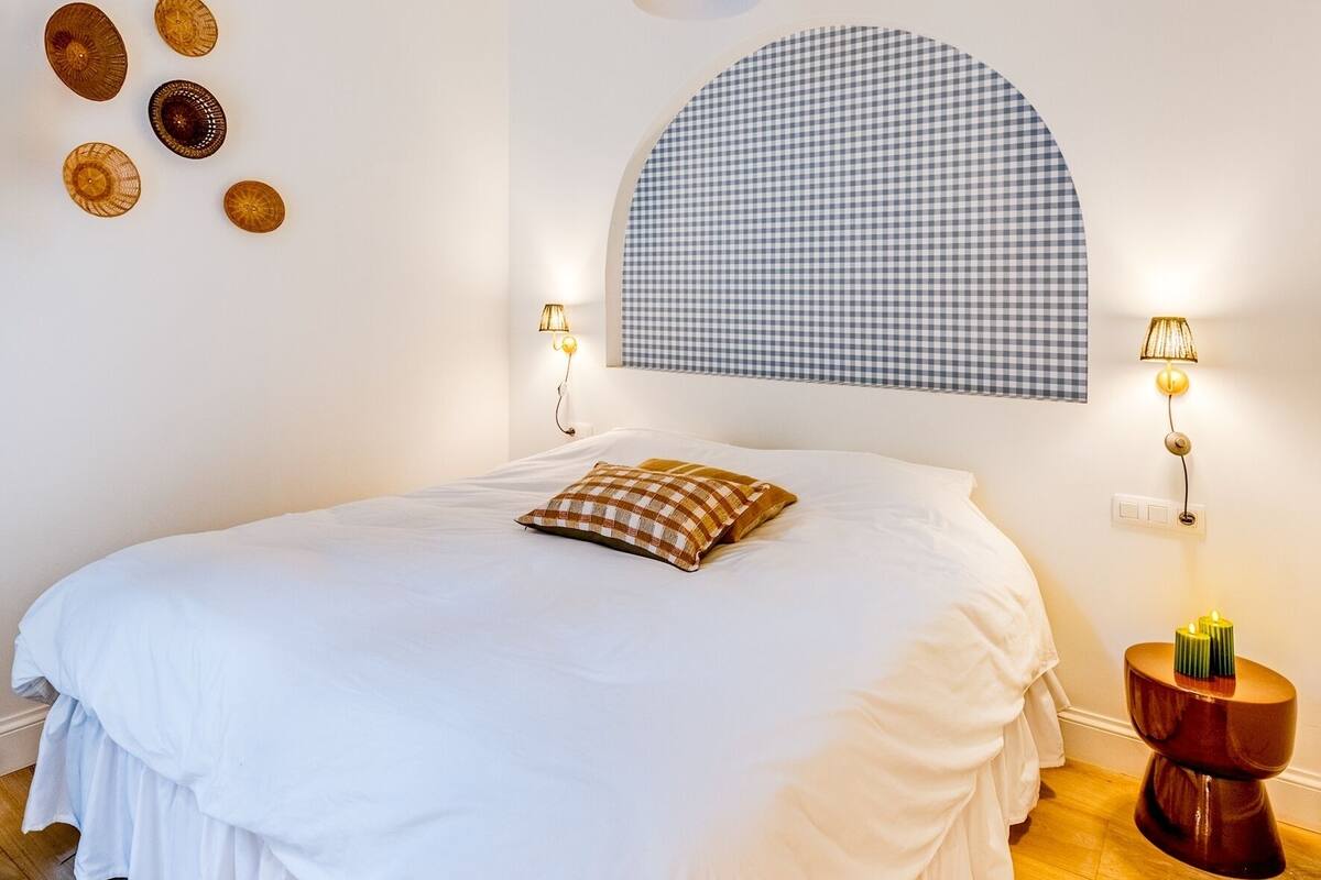 Habitación doble Deluxe, vista al patio | Wifi gratis