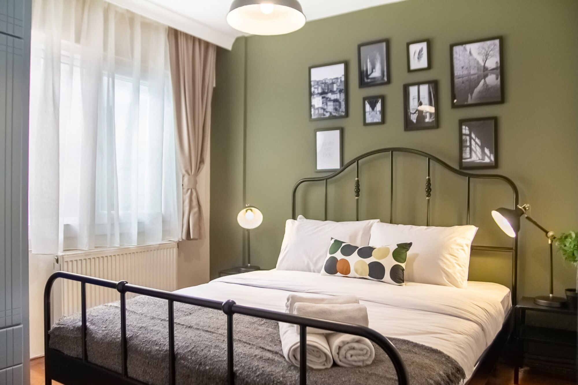 Desk, iron/ironing board, free WiFi, bed sheets