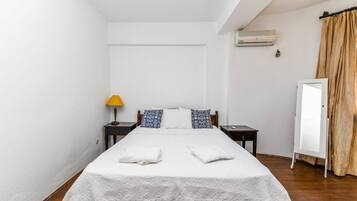 3 habitaciones, tabla de planchar con plancha y wifi gratis