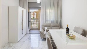 Interior - 1 BR Apartment in Schneller Jerusalem Israel (Jerusalem)