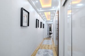 Interior - Newly Built in Sisli • Fast WiFi • Elevator (Istanbul)