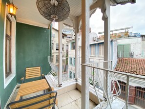 Property grounds - Historic Lütfi Pasha House in Balat 2BR (Istanbul)
