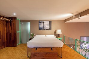 1 bedroom, WiFi, bed sheets - Art Apartment-Spanish Steps-Trevi Fountain (Roma)