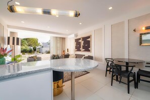 Dining - Casa do Gil, Vale do Lobo Beach and Golf (Almancil)
