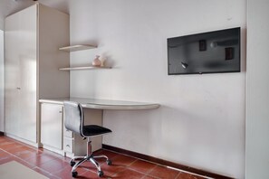 Interior - Hostmate - Milano - Savona - Solari (Milano)