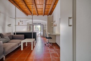 Living area - Hostmate - Milano - Savona - Solari (Milano)