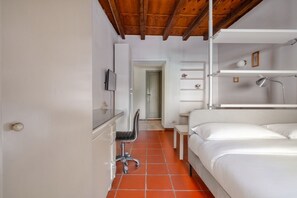 1 bedroom, iron/ironing board - Hostmate - Milano - Savona - Solari (Milano)