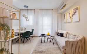 Living area - 2BR Apartment in Natan Strauss Jerusalem (Jerusalem)