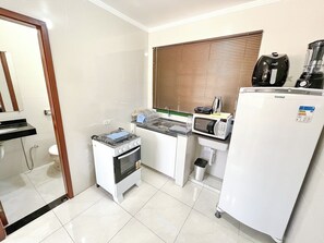 Microwave, stovetop, coffee/tea maker, electric kettle