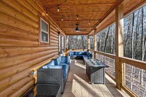 Terrace/patio - Embers Place - Murphy (Murphy)