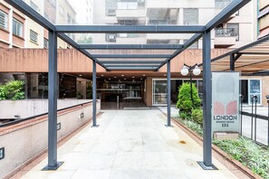 Exterior detail - Apart-hotel próximo a Avenida Paulista com WiFi/SP (São Paulo)