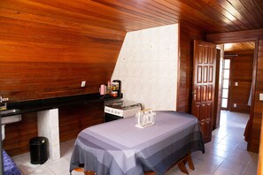 Spa - Chalé com ótima localização em Domingos Martins/ES (Domingos Martins)