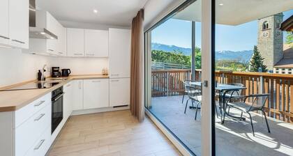 Apartment 'Zum Lindenwirt Al Tiglio' with Shared Garden, Balcony and Wi-Fi