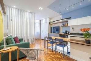 Living area - Studio 200m from Copacabana Beach with Beach Kit (Rio de Janeiro)