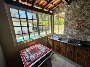 Interior - Casa com piscina e churrasqueira em Ubatuba/SP (Ubatuba)