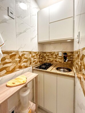 Private kitchen - Depto a 190m de Playa Leme | Aire y Wi-Fi (Rio de Janeiro)