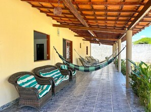 Terrace/patio - Great House with Private Beach in Camaçari/BA (Camacari)