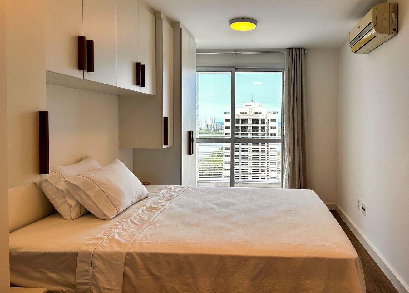 2 bedrooms, iron/ironing board, WiFi (free), bed sheets