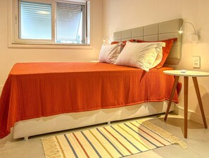 Iron/ironing board, free WiFi, bed sheets - Ótimo apto à 350m da Praia de Copacabana/RJ (Rio de Janeiro)