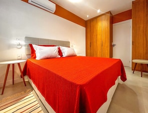 Room - Great Apt 350m from Copacabana Beach/RJ (Rio de Janeiro)