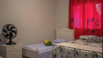 3 bedrooms, free WiFi, bed sheets