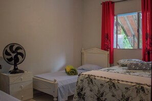 3 bedrooms, free WiFi, bed sheets