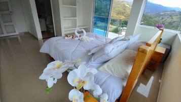 Espace de travail pour ordinateur portable, Wi-Fi gratuit