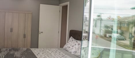 Wifi gratis y ropa de cama