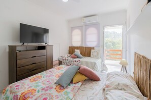 Room - Ótimo apto c WiFi a 700m da Praia do Tombo-Guarujá (Guarujá)