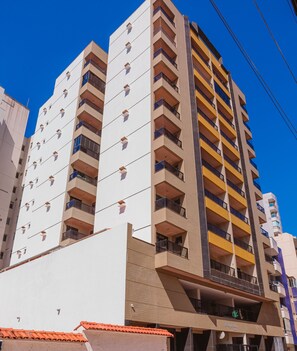 Exterior - Apto a 190m do mar da Praia do Morro -Guarapari/ES (Guarapari)