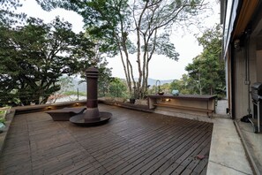 Terrace/patio - Blaze's SkateHouse: Eco-Spa and Retreat - Atibaia, SP (Atibaia)