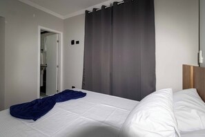 Room - Apt 500m from Canto do Forte Beach - Praia Grande (Praia Grande)