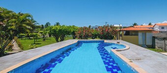 Casa encantadora c Wi-fi, piscina e churrasqueira