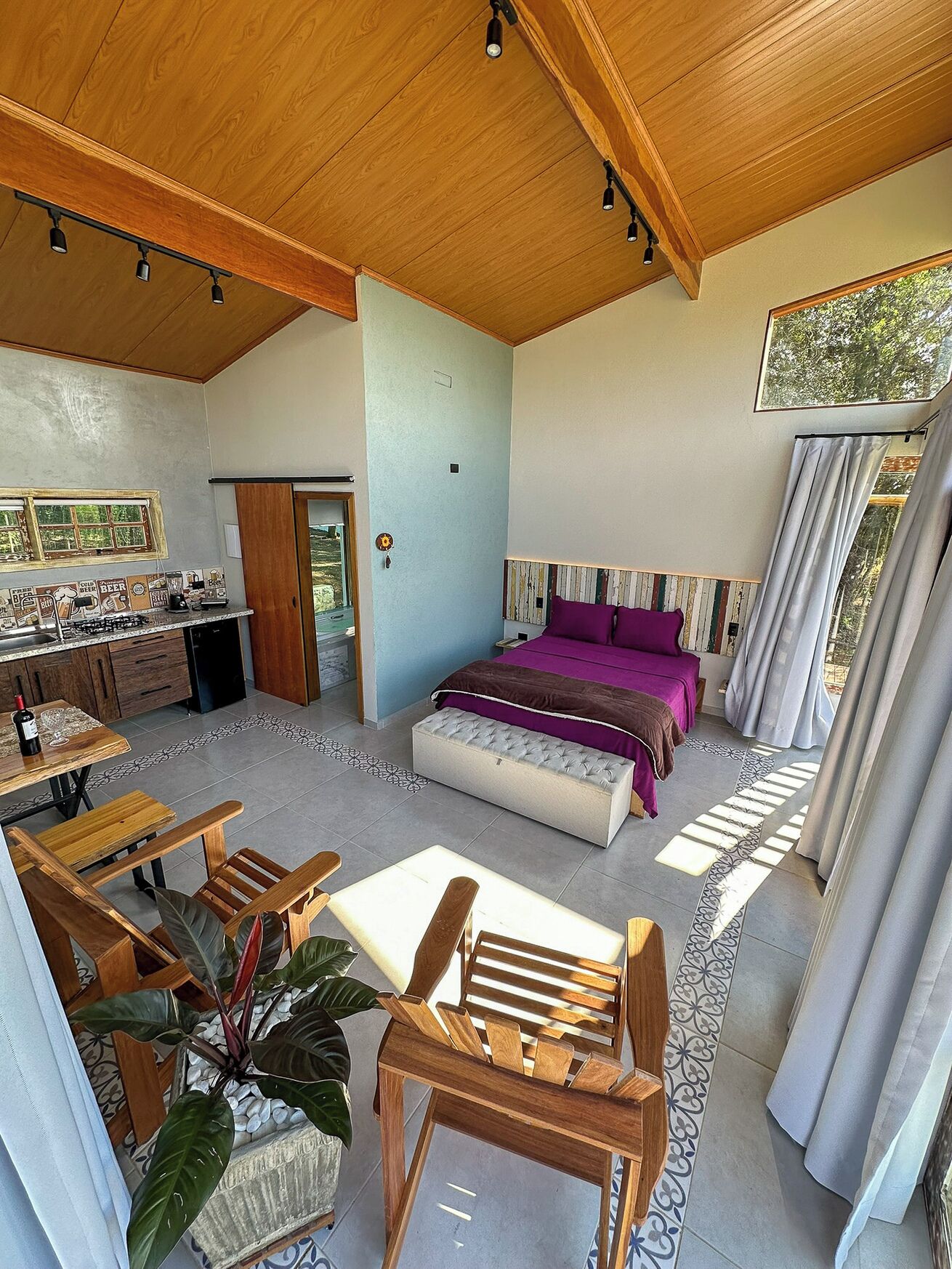 1 多间卧室、免费 WiFi、床单