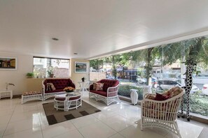 Interior - Apto Top Pitangueiras a 3 minutos da Praia (Guarujá)