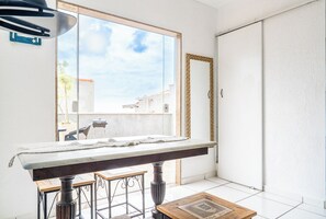 Interior - Casa em cond. com lazer completo, Wi-Fi e garagem (Cabo Frio)