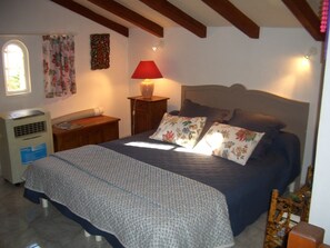 4 bedrooms, iron/ironing board, WiFi, bed sheets - Villa 190 m² by the sea (Pietrosella)