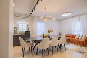 Dining - 3 BR Apartment in Yisha'ayahu St Jerusalem (Jerusalem)