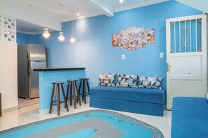 Interior - Apto com Wi-Fi a 950m da Praia da Tartaruga (Rio das Ostras)