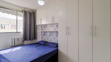 2 chambres, fer et planche Ă repasser, Wi-Fi gratuit, draps fournis